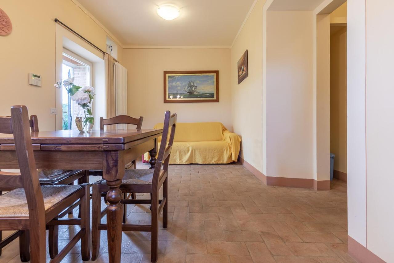 La Casa Medioevale Bed & Breakfast Lamporecchio Exterior photo
