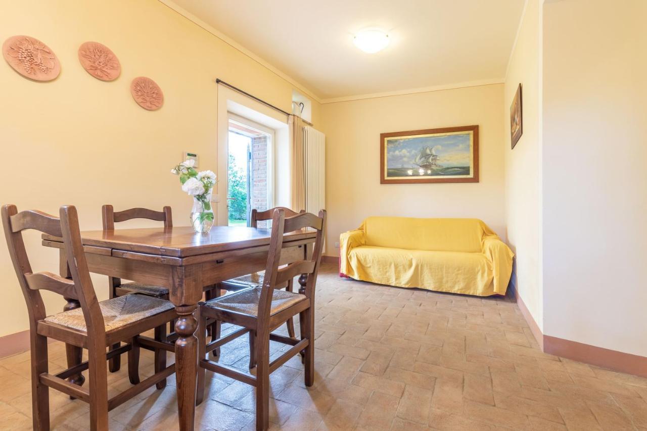 La Casa Medioevale Bed & Breakfast Lamporecchio Exterior photo